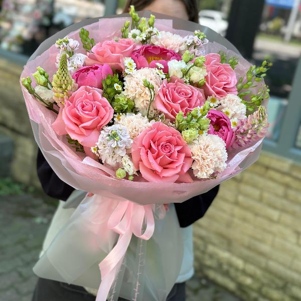 Сборный букет "Мелодия чувств" Сборный букет "Мелодия чувств"
